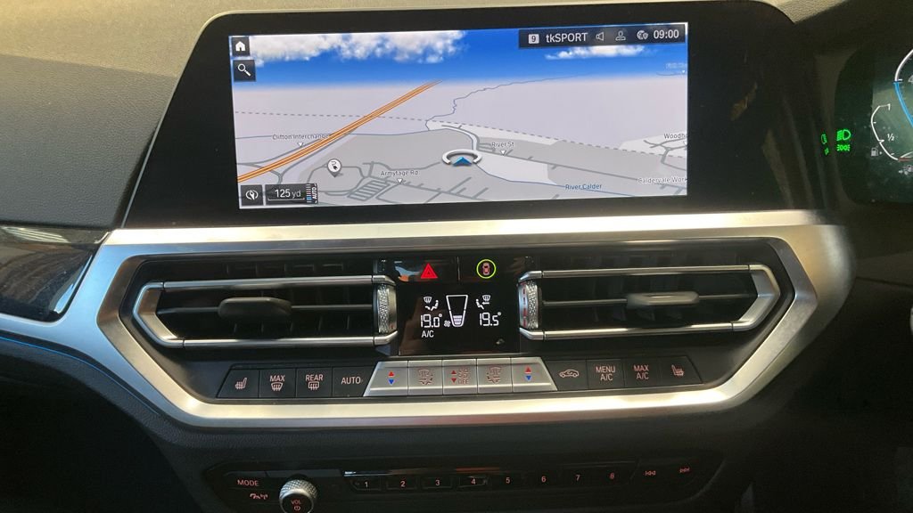 Used BMW 3 Series 2021 for sale - 76740243: Photo 3