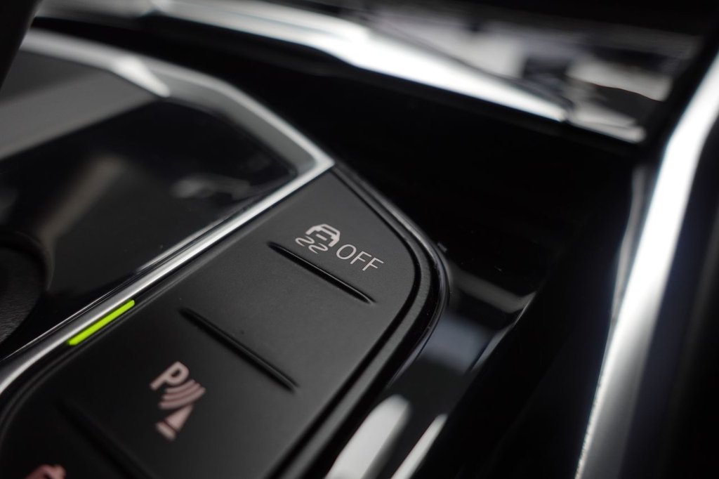 Used BMW 3 Series 2021 for sale - 76740243: Photo 48