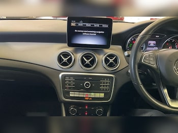 Used Mercedes-Benz GLA 2020 for sale - 78514636: Photo