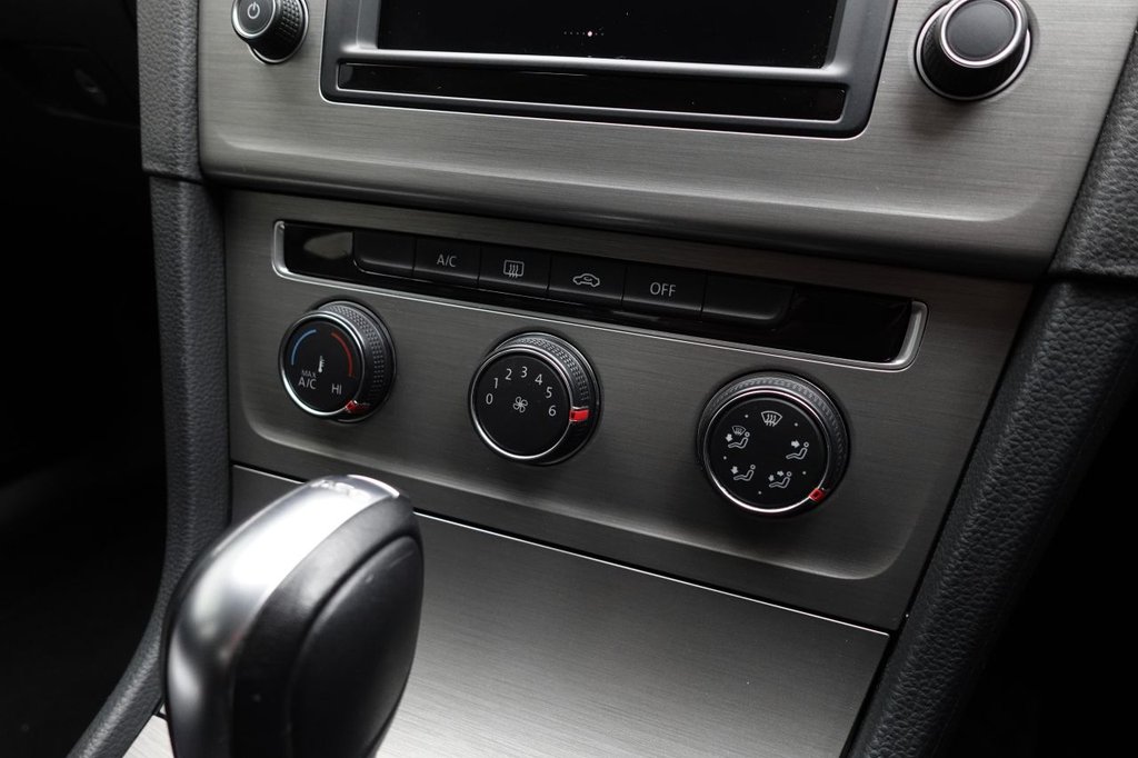 Used Volkswagen Golf 2015 for sale - 76367721: Photo 32