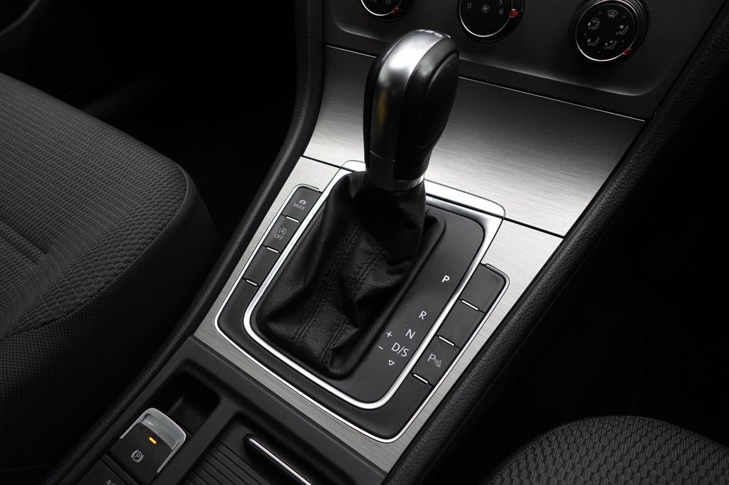 Used Volkswagen Golf 2015 for sale - 76367721: Photo 33