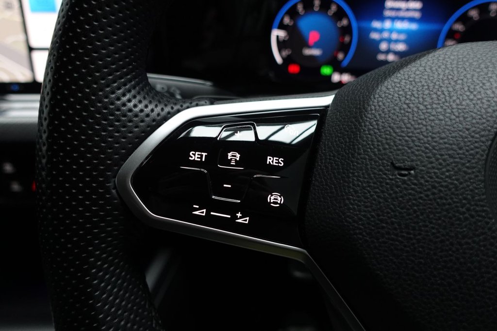 Used Volkswagen Golf 2022 for sale - 76711550: Photo 24