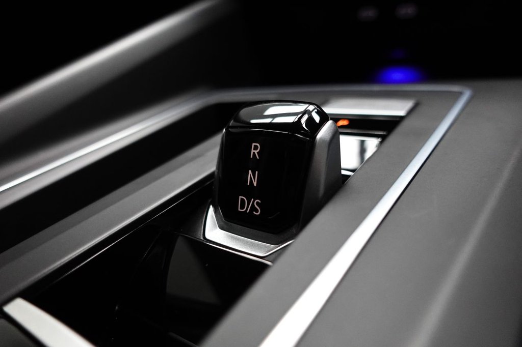 Used Volkswagen Golf 2022 for sale - 76711550: Photo 49