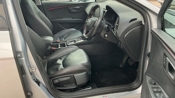 Used SEAT Leon 2018 for sale - 76163319: Photo 2