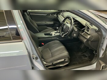 Used Honda Civic 2019 for sale - 76595945: Photo