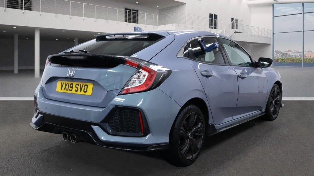 Used Honda Civic 2019 for sale - 76595945: Photo 8