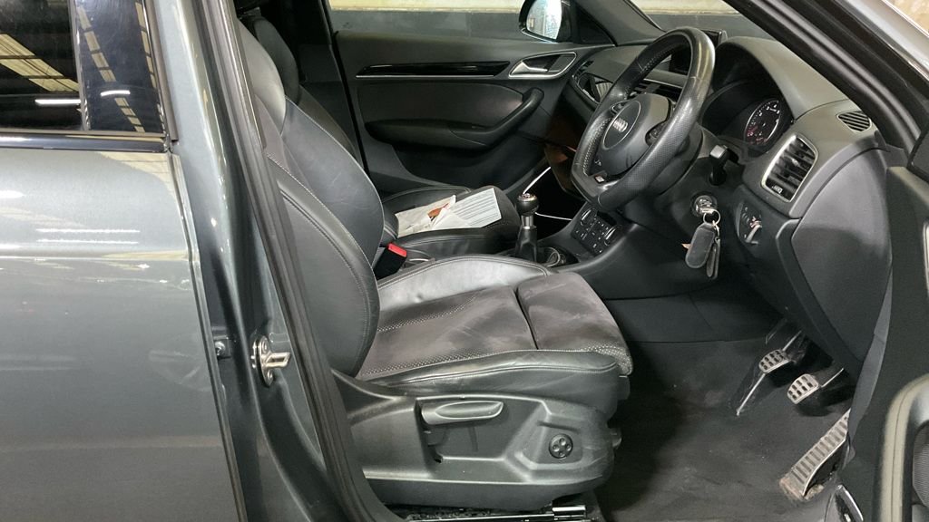 Used Audi Q3 2018 for sale - 77250251: Photo 3