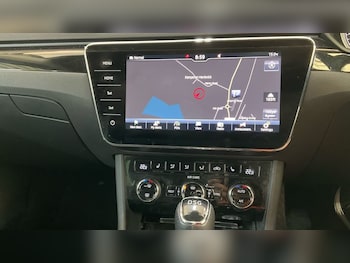Used Skoda Superb 2017 for sale - 75937548: Photo