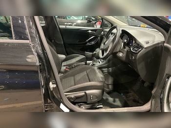 Used Vauxhall Astra 2019 for sale - 76632602: Photo