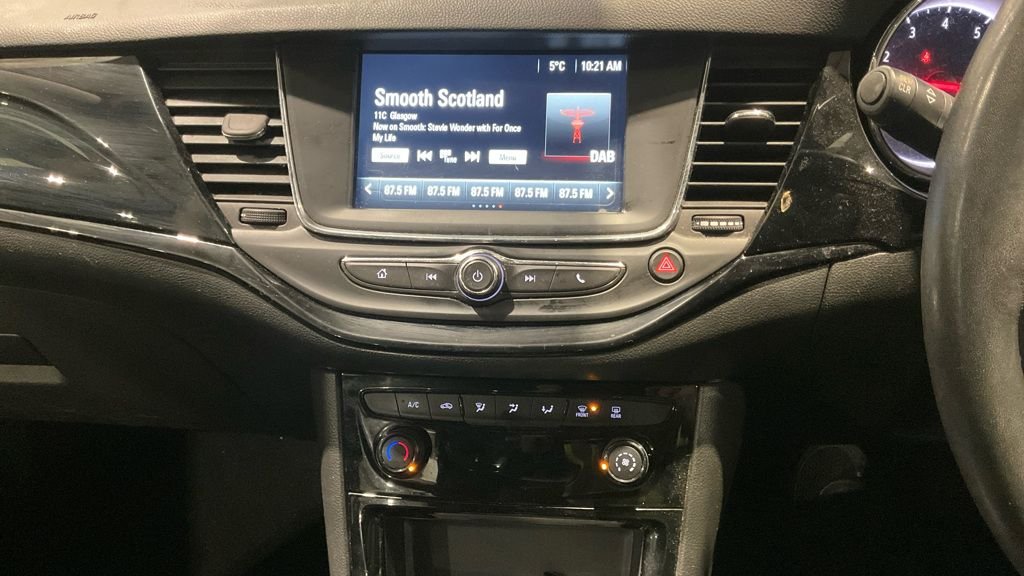 Used Vauxhall Astra 2019 for sale - 76632602: Photo 3