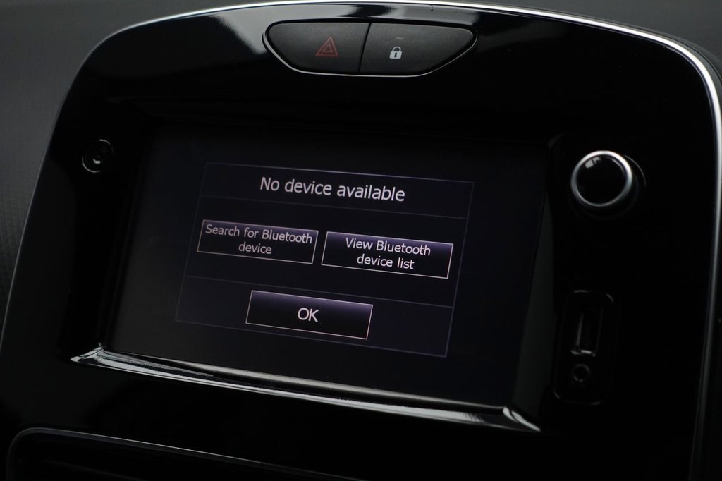 Used Renault Clio 2018 for sale - 76740585: Photo 27