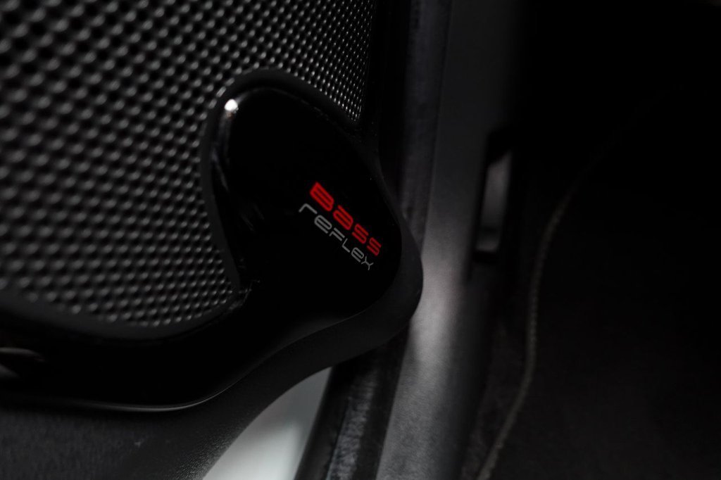 Used Renault Clio 2018 for sale - 76740585: Photo 41