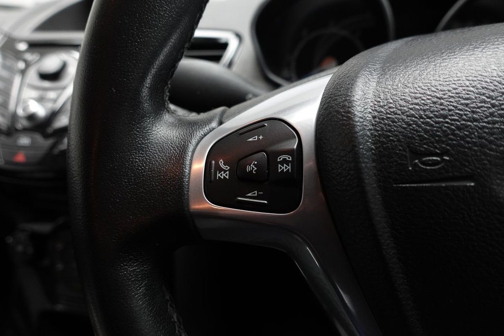 Used Ford Fiesta 2013 for sale - 76535845: Photo 20