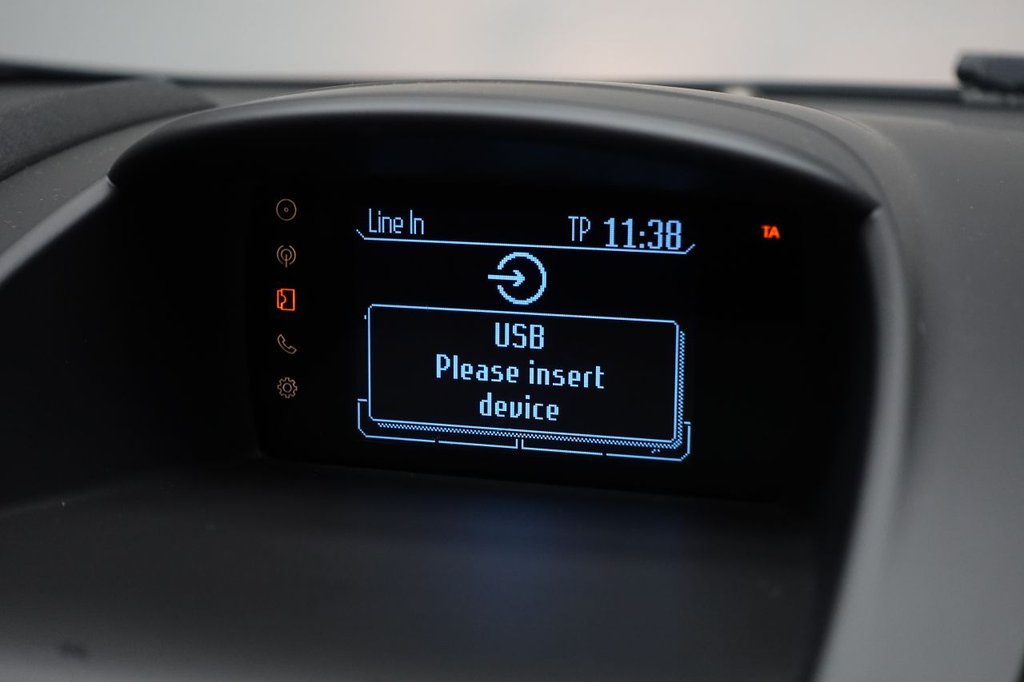 Used Ford Fiesta 2013 for sale - 76535845: Photo 27