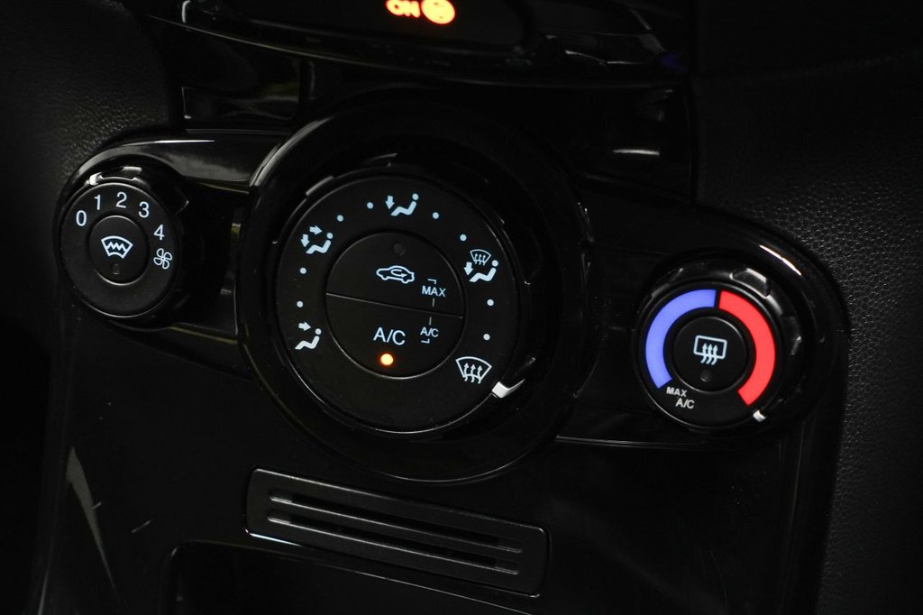 Used Ford Fiesta 2013 for sale - 76535845: Photo 30