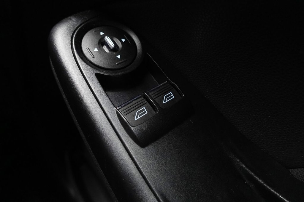 Used Ford Fiesta 2013 for sale - 76535845: Photo 39