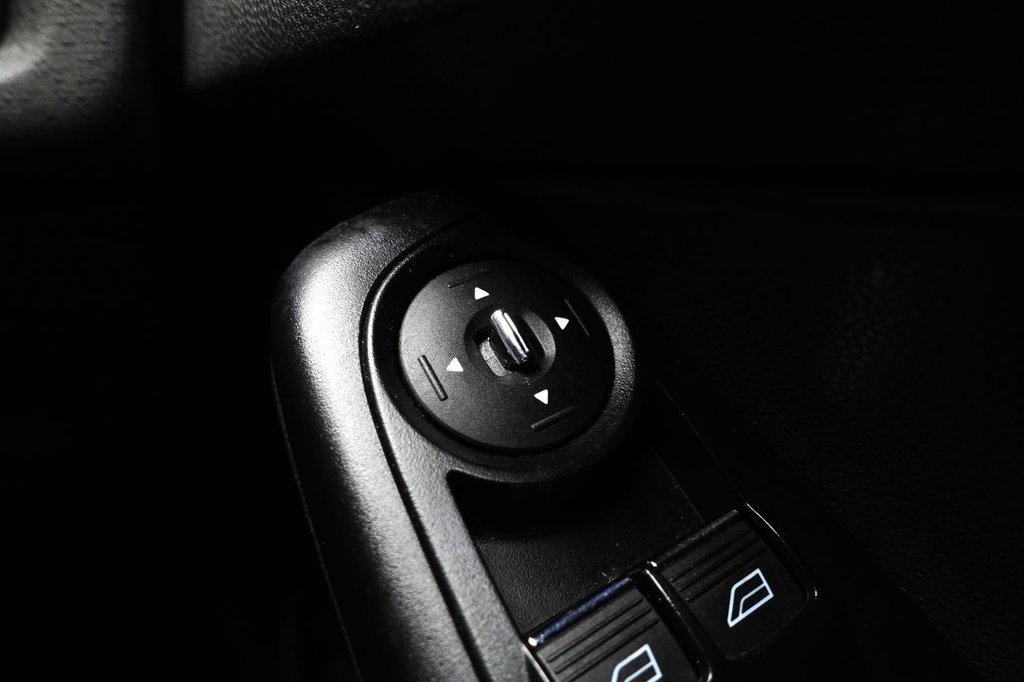 Used Ford Fiesta 2013 for sale - 76535845: Photo 40