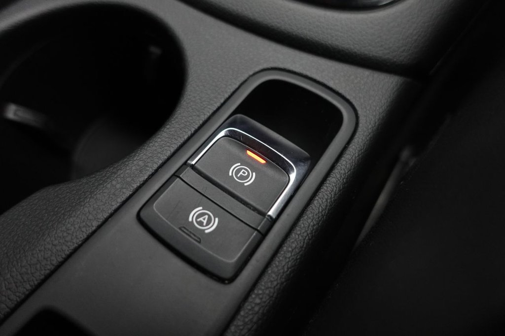 Used Audi Q3 2018 for sale - 77667203: Photo 46