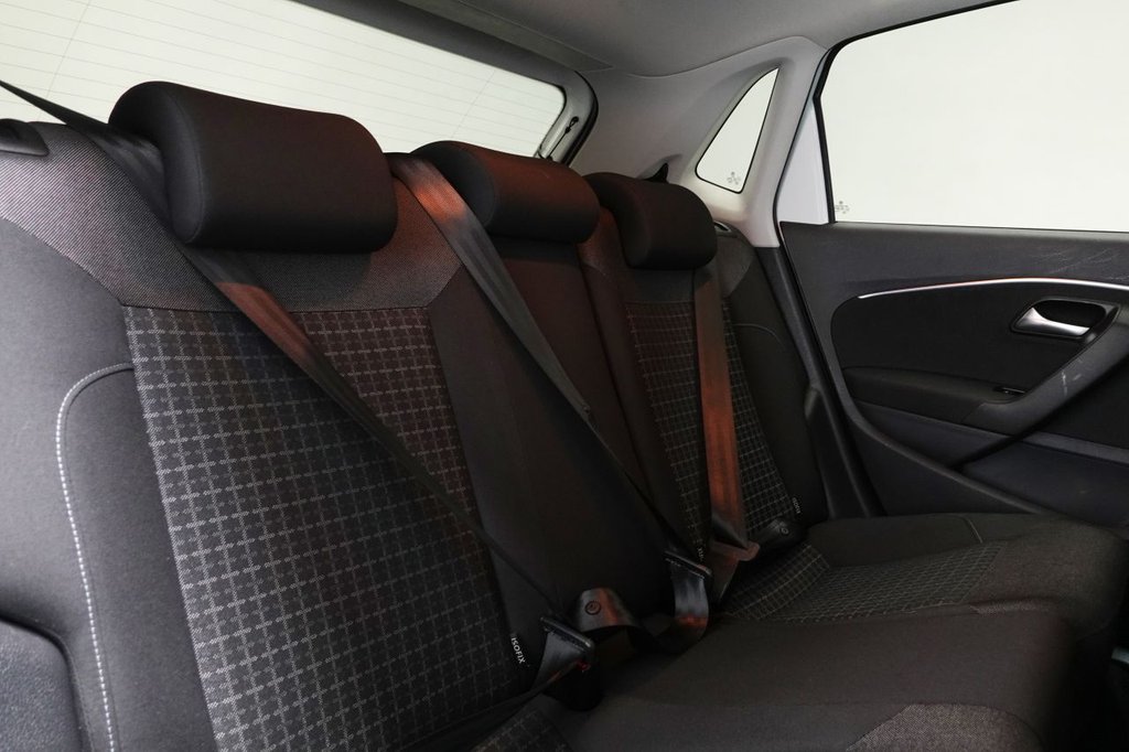 Used Volkswagen Polo 2014 for sale - 76768284: Photo 18