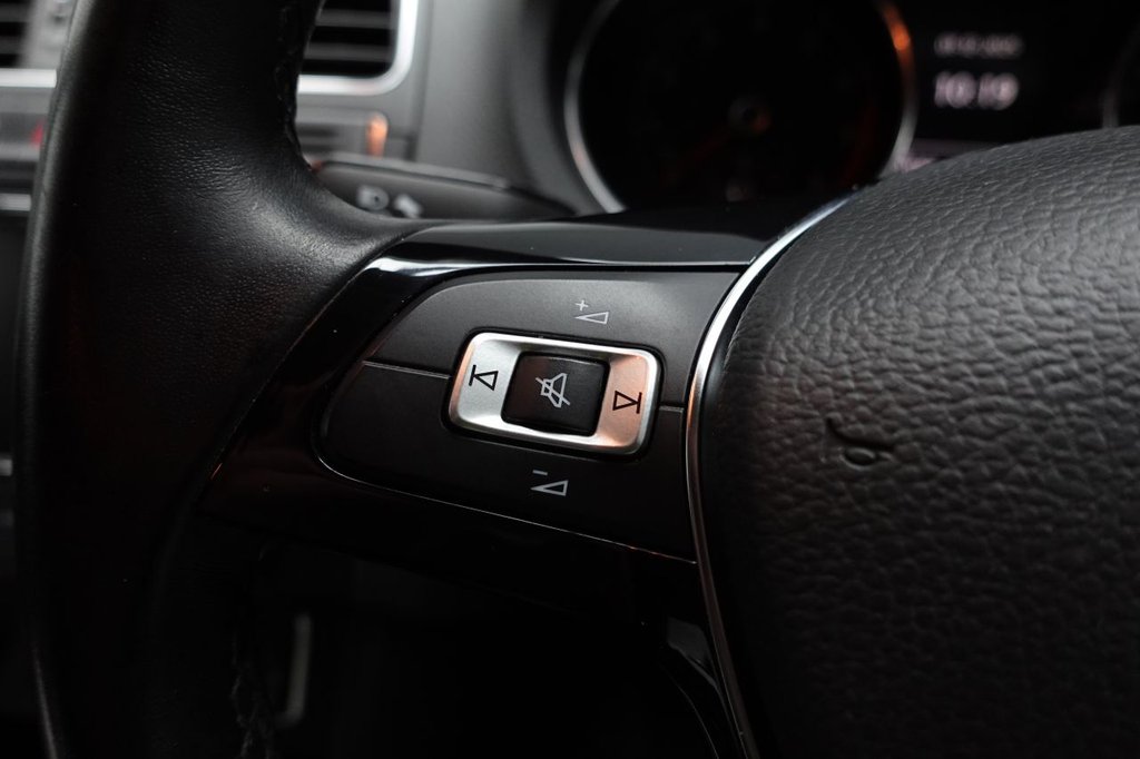 Used Volkswagen Polo 2014 for sale - 76768284: Photo 21