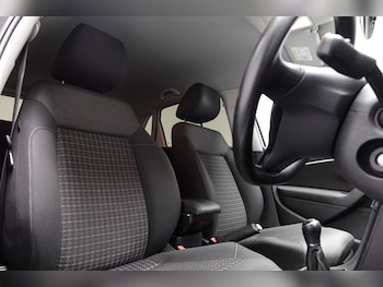 Used Volkswagen Polo 2014 for sale - 76768284: Photo