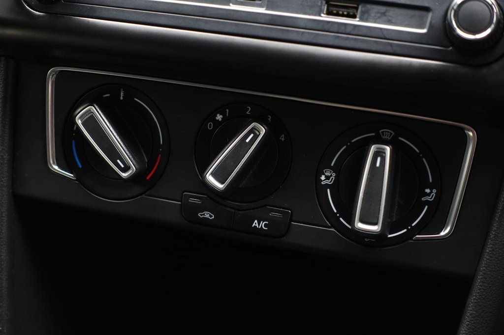 Used Volkswagen Polo 2014 for sale - 76768284: Photo 32