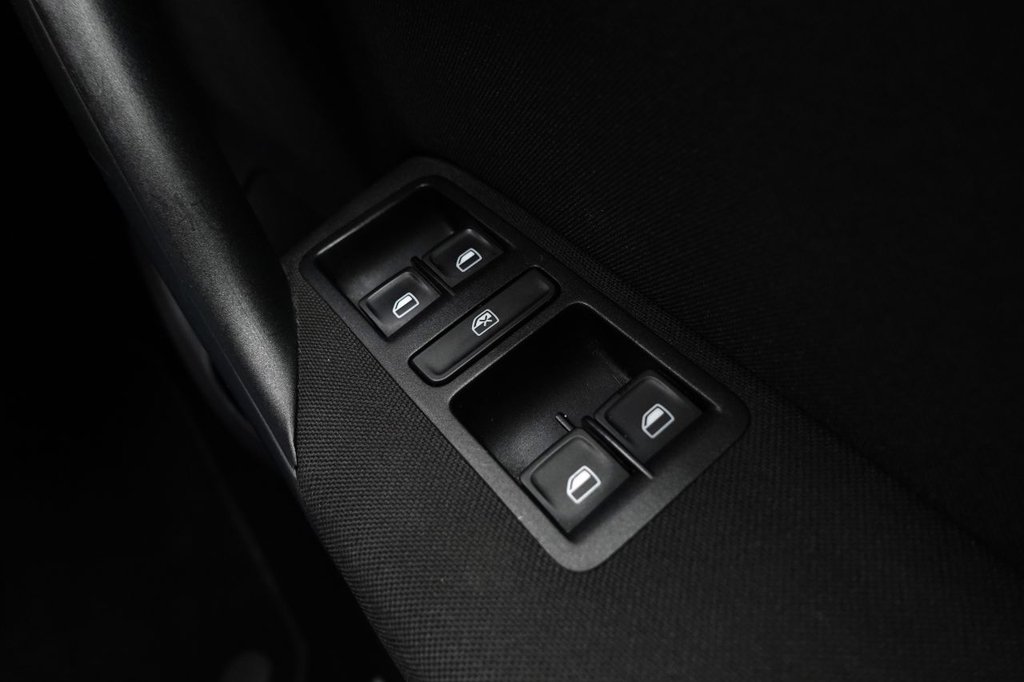 Used Volkswagen Polo 2014 for sale - 76768284: Photo 38