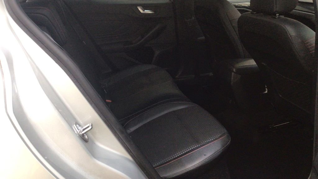 Used Ford Focus 2021 for sale - 76333939: Photo 12