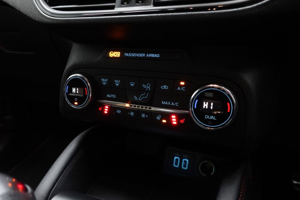 Used Ford Focus 2021 for sale - 76333939: Photo 39