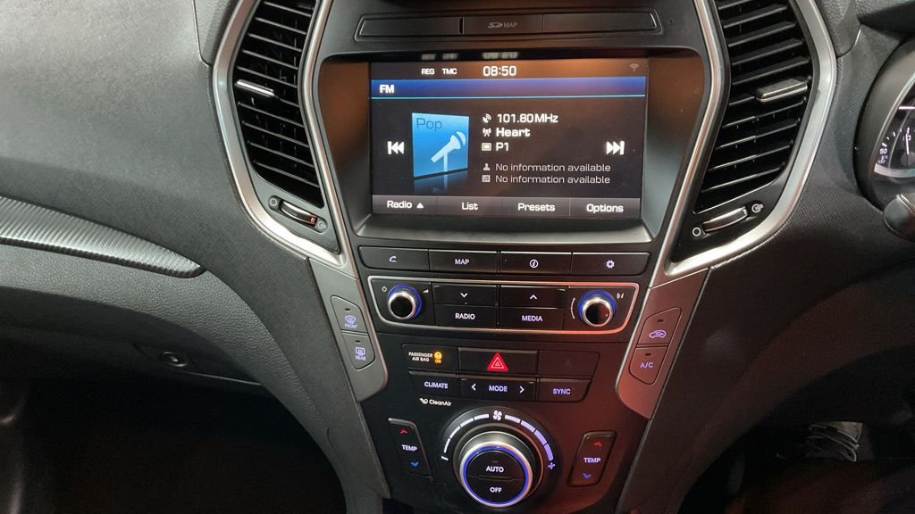 Used Hyundai Santa Fe 2018 for sale - 77583785: Photo 3