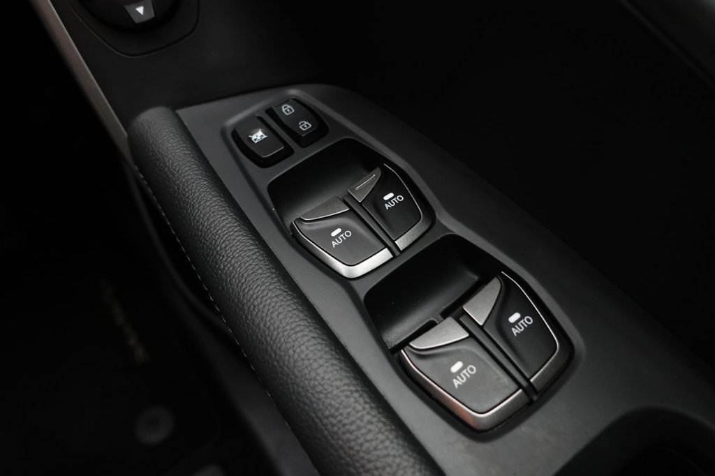 Used Hyundai Santa Fe 2018 for sale - 77583785: Photo 44