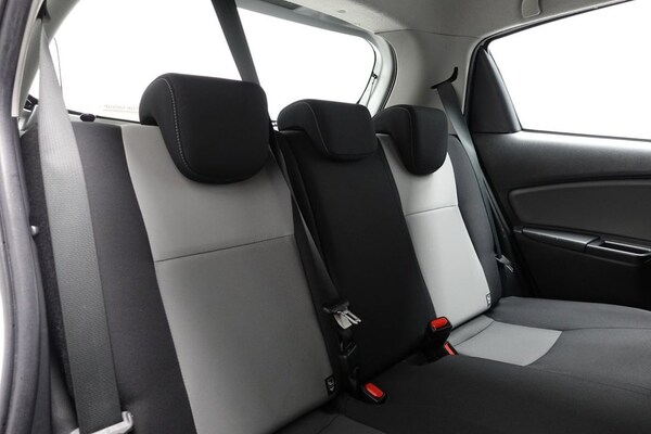Used Toyota Yaris 2019 for sale - 76172931: Photo 18