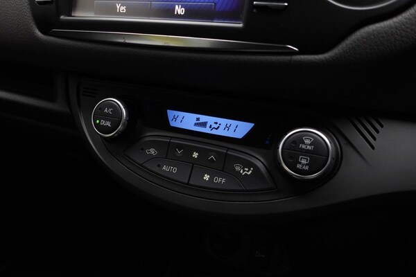 Used Toyota Yaris 2019 for sale - 76172931: Photo 30