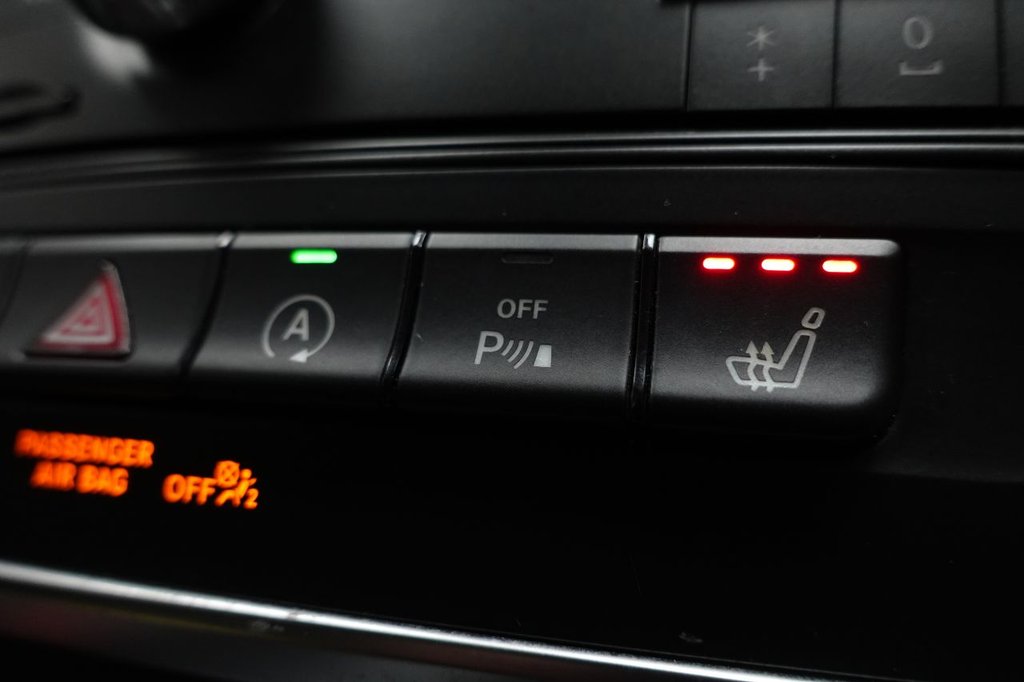 Used Mercedes-Benz CLA 2015 for sale - 76333987: Photo 43
