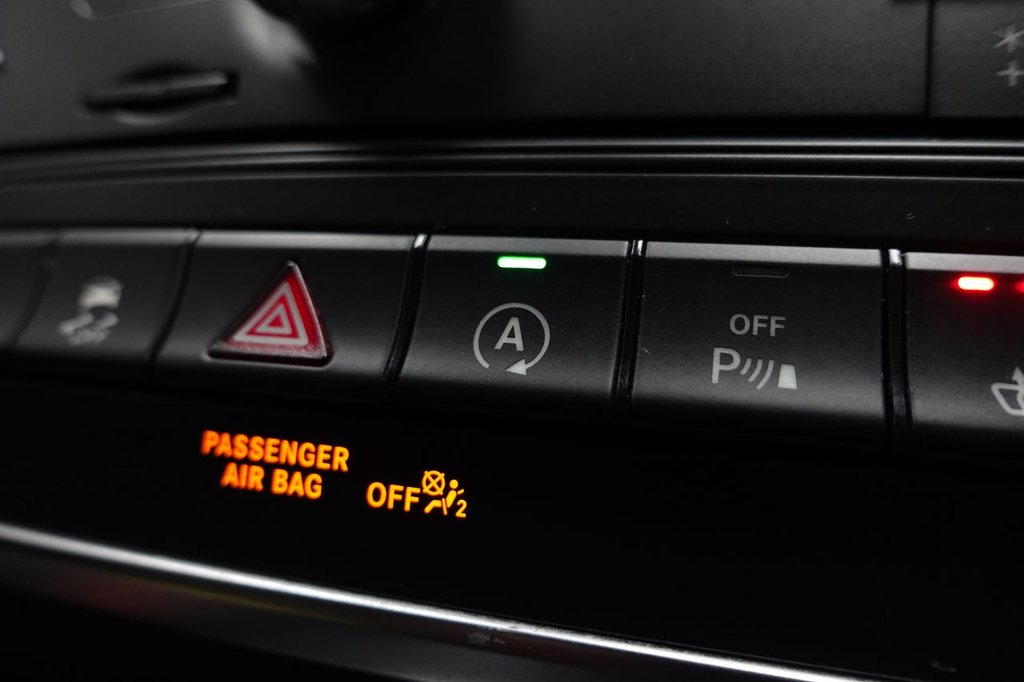 Used Mercedes-Benz CLA 2015 for sale - 76333987: Photo 44