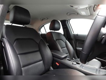 Used Mercedes-Benz A-Class 2018 for sale - 75384030: Photo