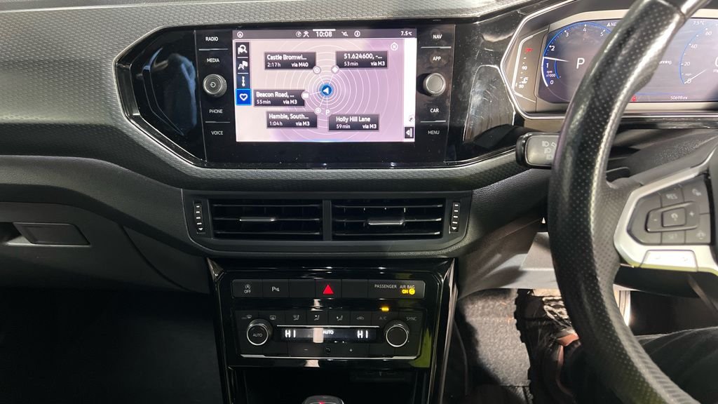 Used Volkswagen T-Cross 2021 for sale - 77427932: Photo 2