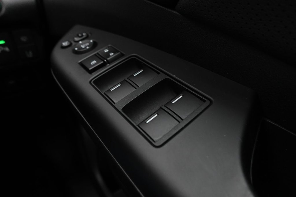 Used Honda CR-V 2018 for sale - 76291813: Photo 44