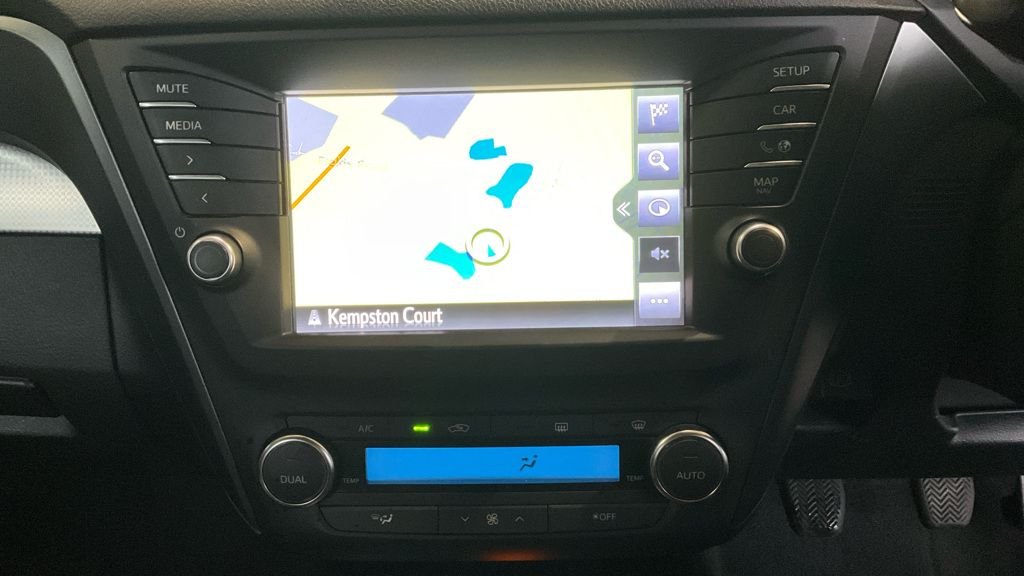 Used Toyota Avensis 2017 for sale - 77027186: Photo 3