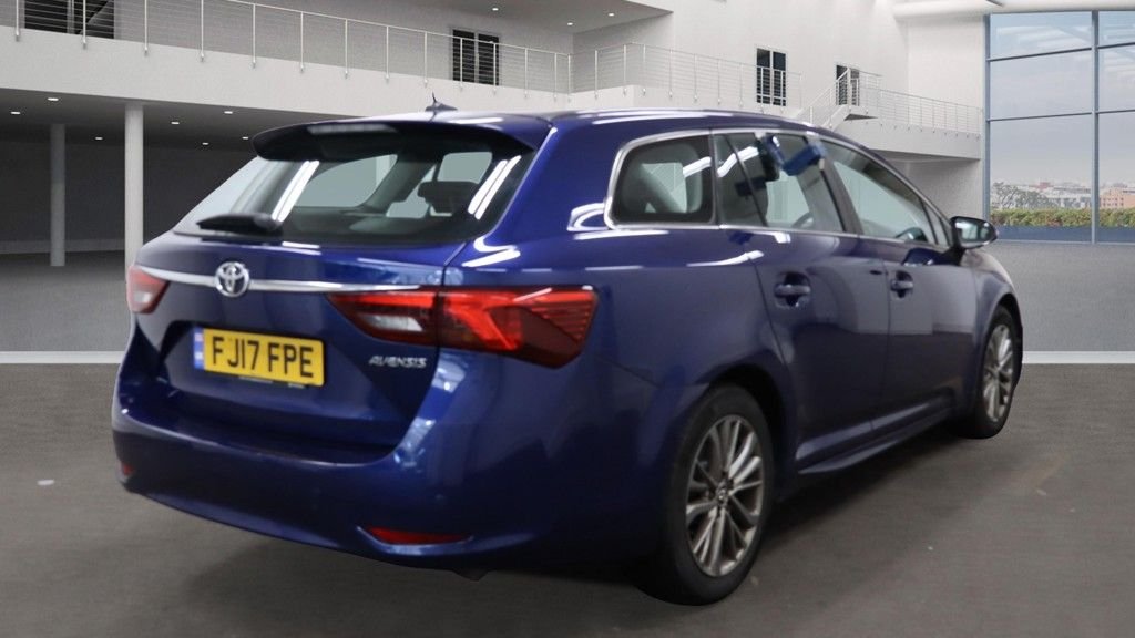 Used Toyota Avensis 2017 for sale - 77027186: Photo 8