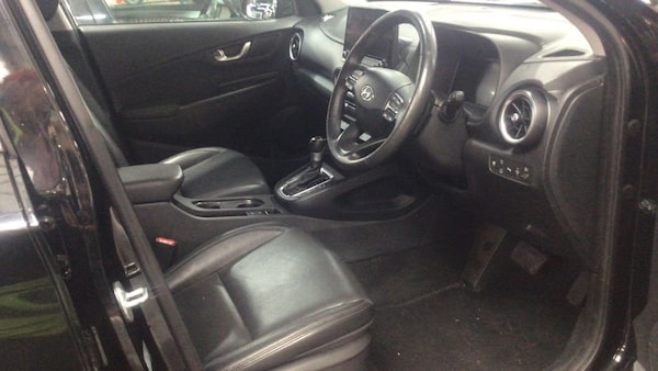 Used Hyundai KONA 2021 for sale - 76132266: Photo 2