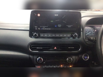 Used Hyundai KONA 2021 for sale - 76132266: Photo 3