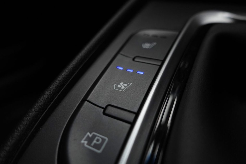 Used Hyundai KONA 2021 for sale - 76132266: Photo 46