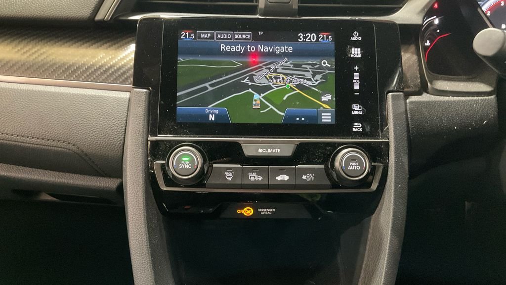 Used Honda Civic 2018 for sale - 78068896: Photo 2