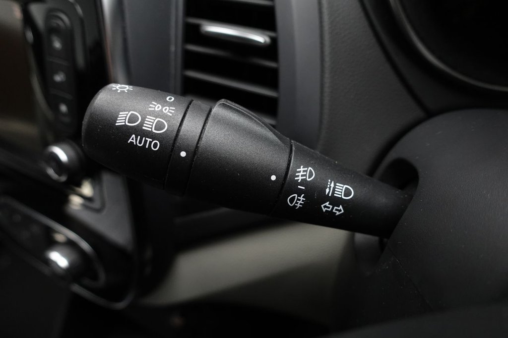 Used Renault Captur 2019 for sale - 76711496: Photo 38