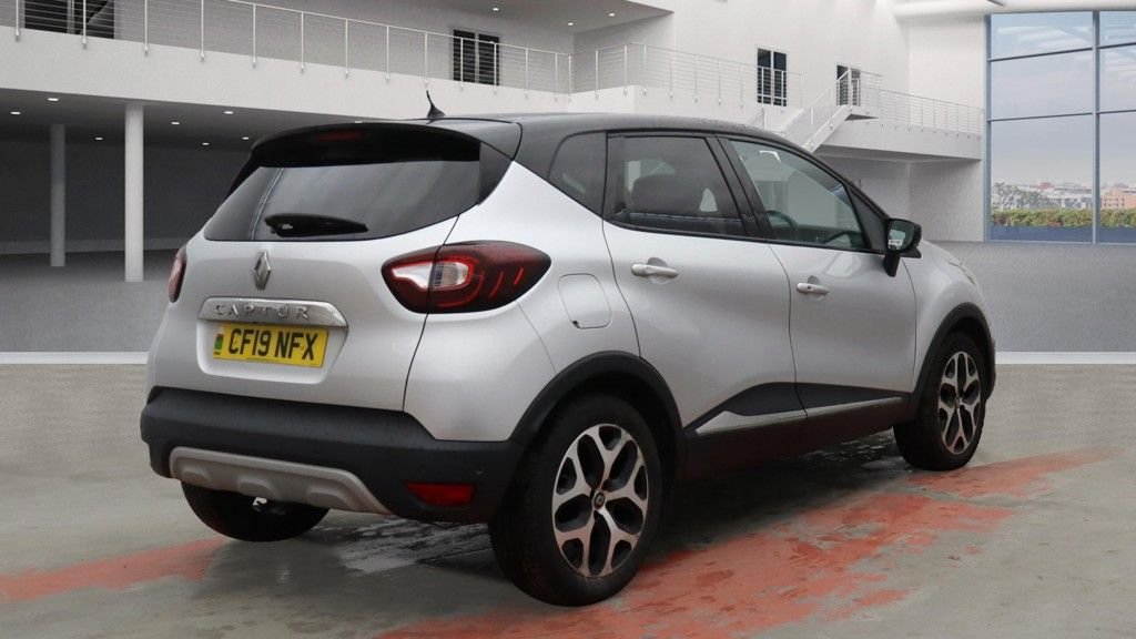 Used Renault Captur 2019 for sale - 76711496: Photo 8