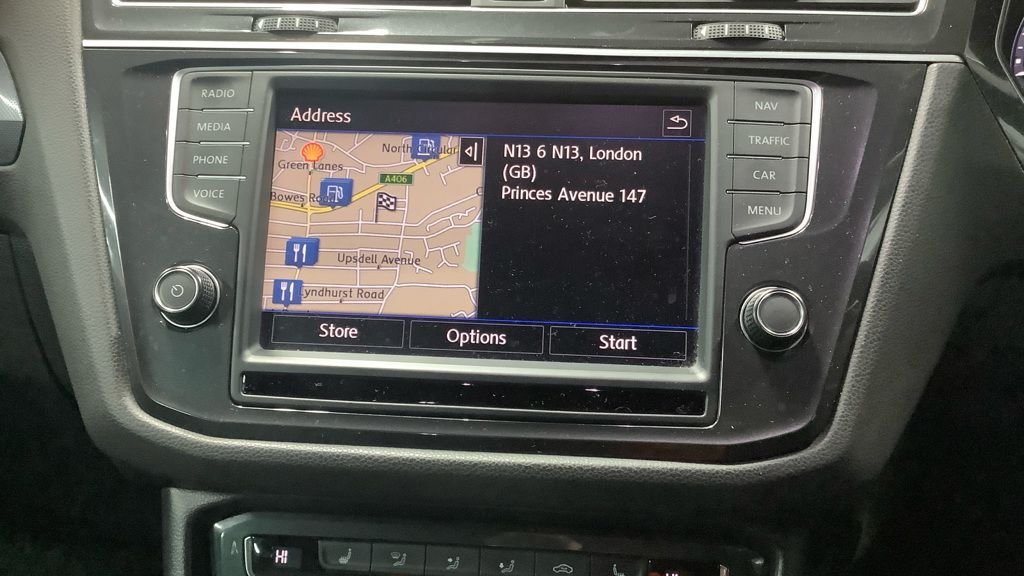 Used Volkswagen Tiguan 2016 for sale - 77720355: Photo 2