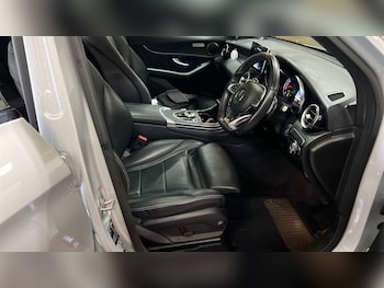 Used Mercedes-Benz GLC 2019 for sale - 78414133: Photo