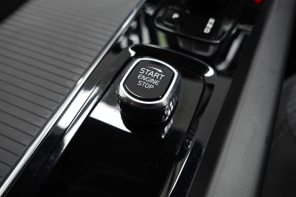 Used Volvo V60 2021 for sale - 76867887: Photo 36