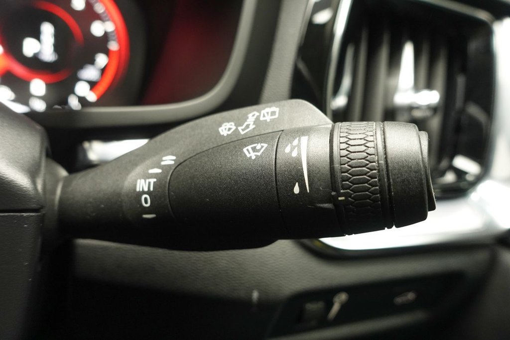 Used Volvo V60 2021 for sale - 76867887: Photo 40